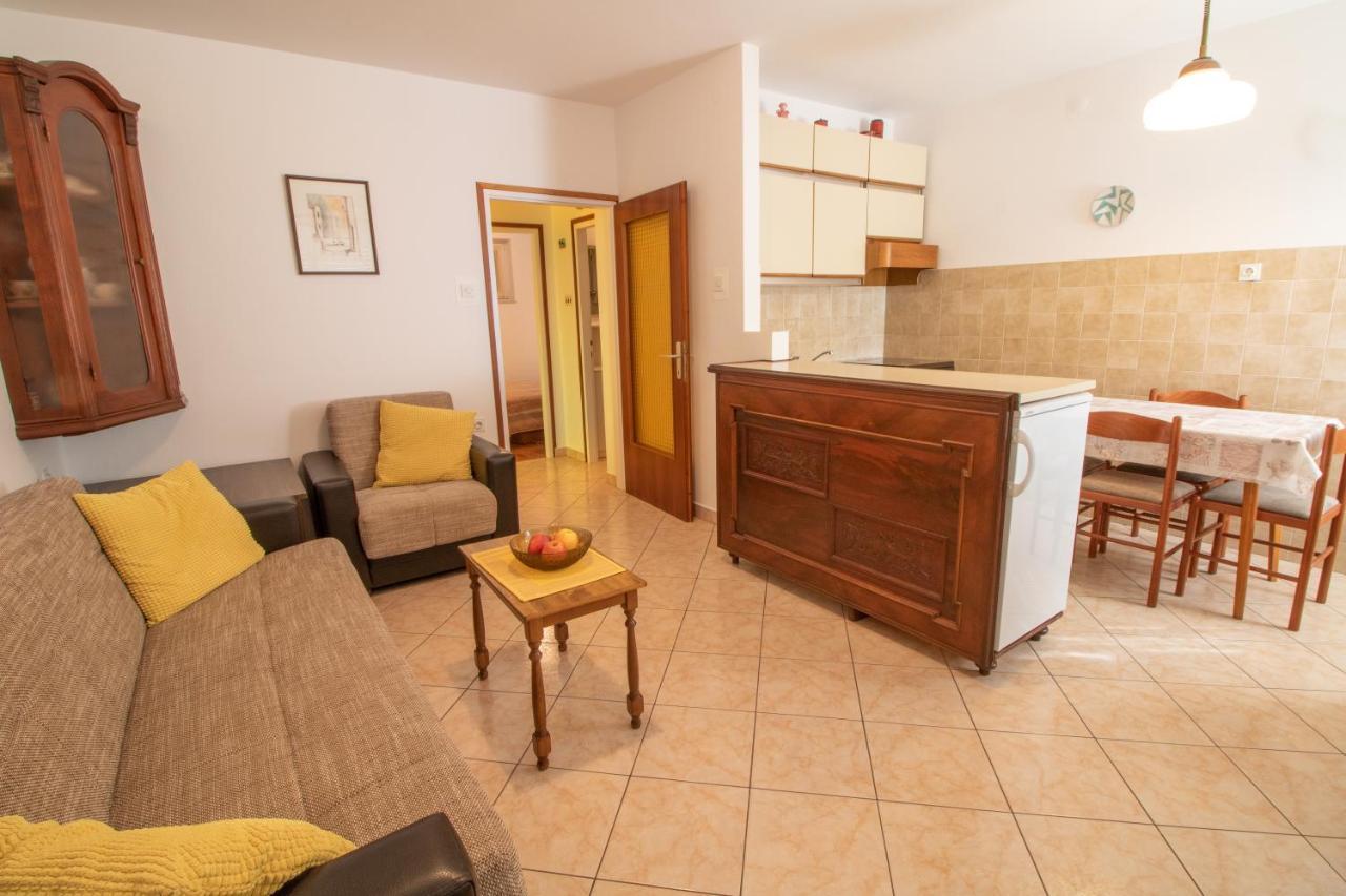 Apartment Mario With Terrace And Sea View Baška Exterior foto