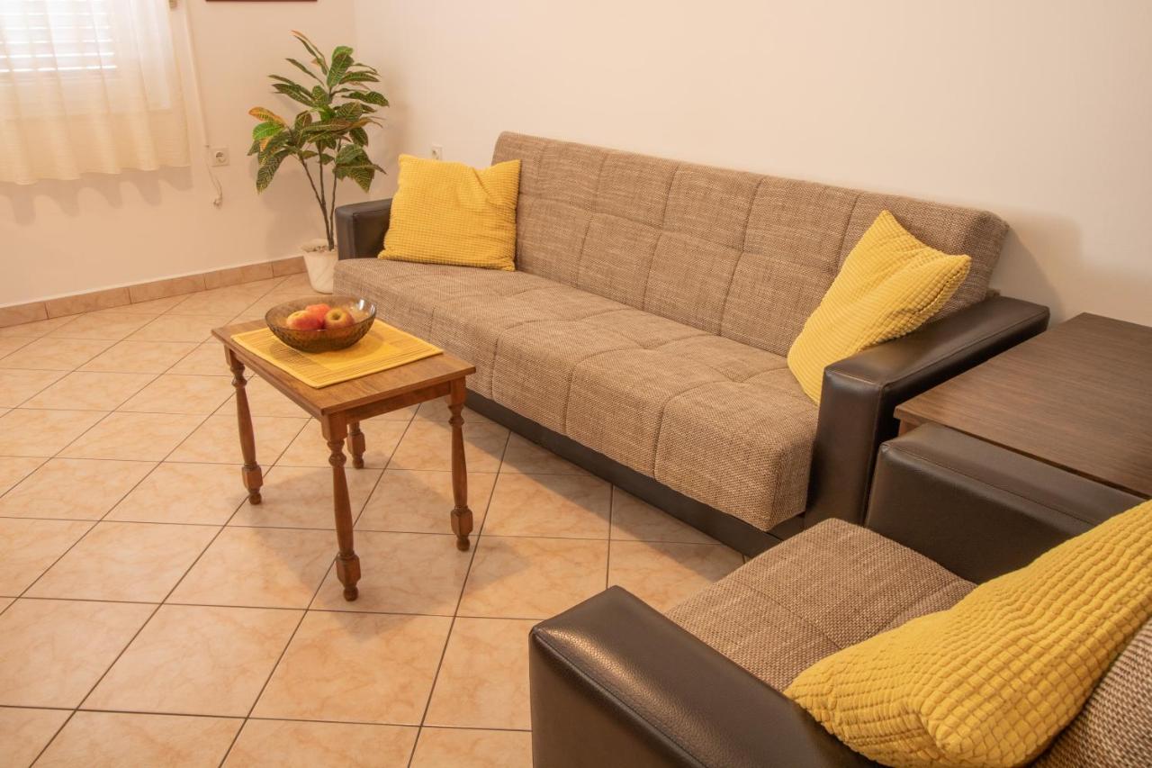 Apartment Mario With Terrace And Sea View Baška Exterior foto