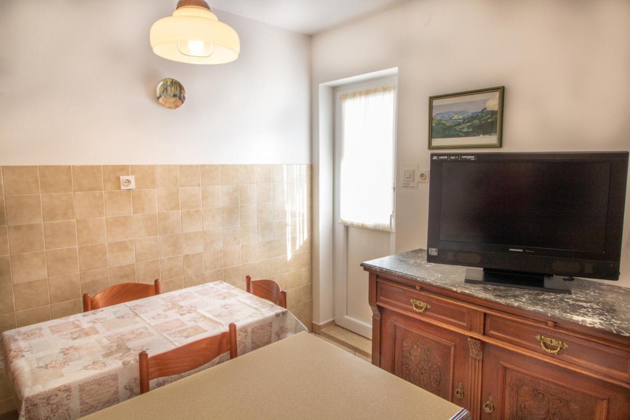Apartment Mario With Terrace And Sea View Baška Exterior foto